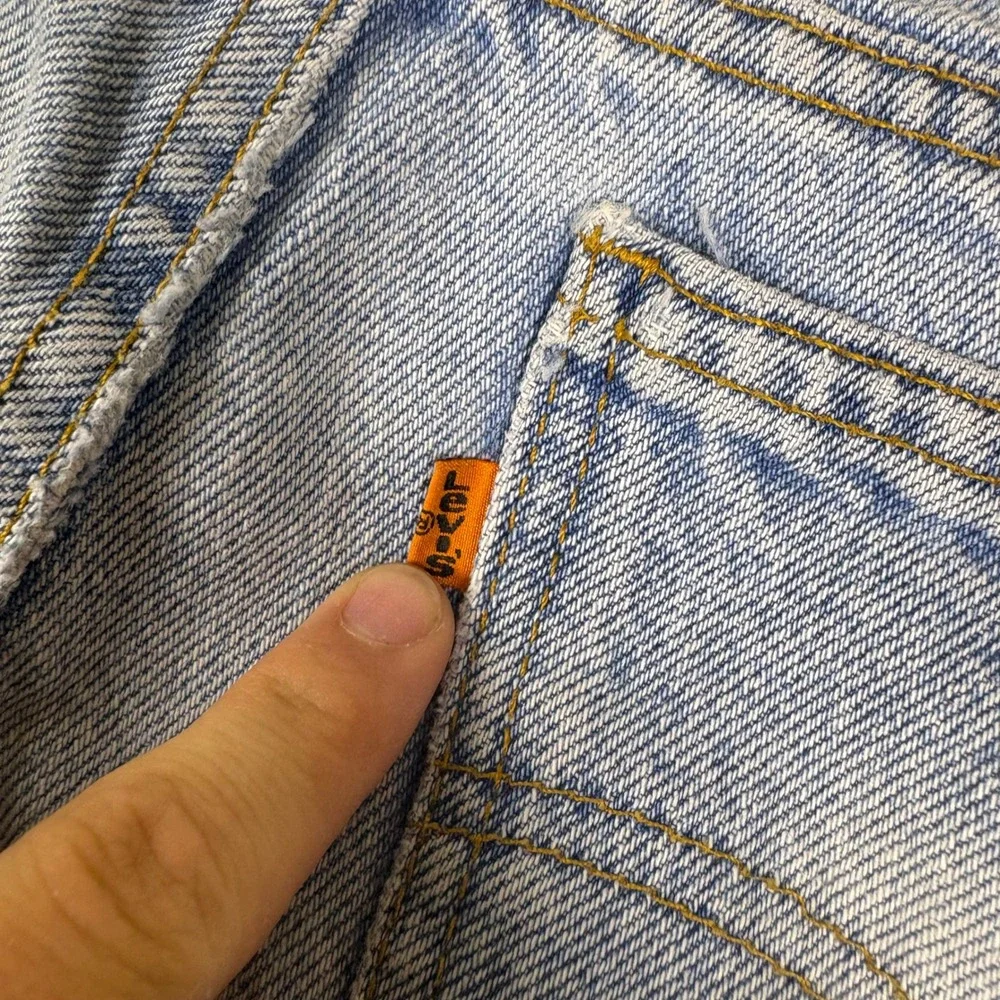Vintage 90s Levis 550 Orange Tab Jeans Light Wash Relaxed Tapered Made in USA 38